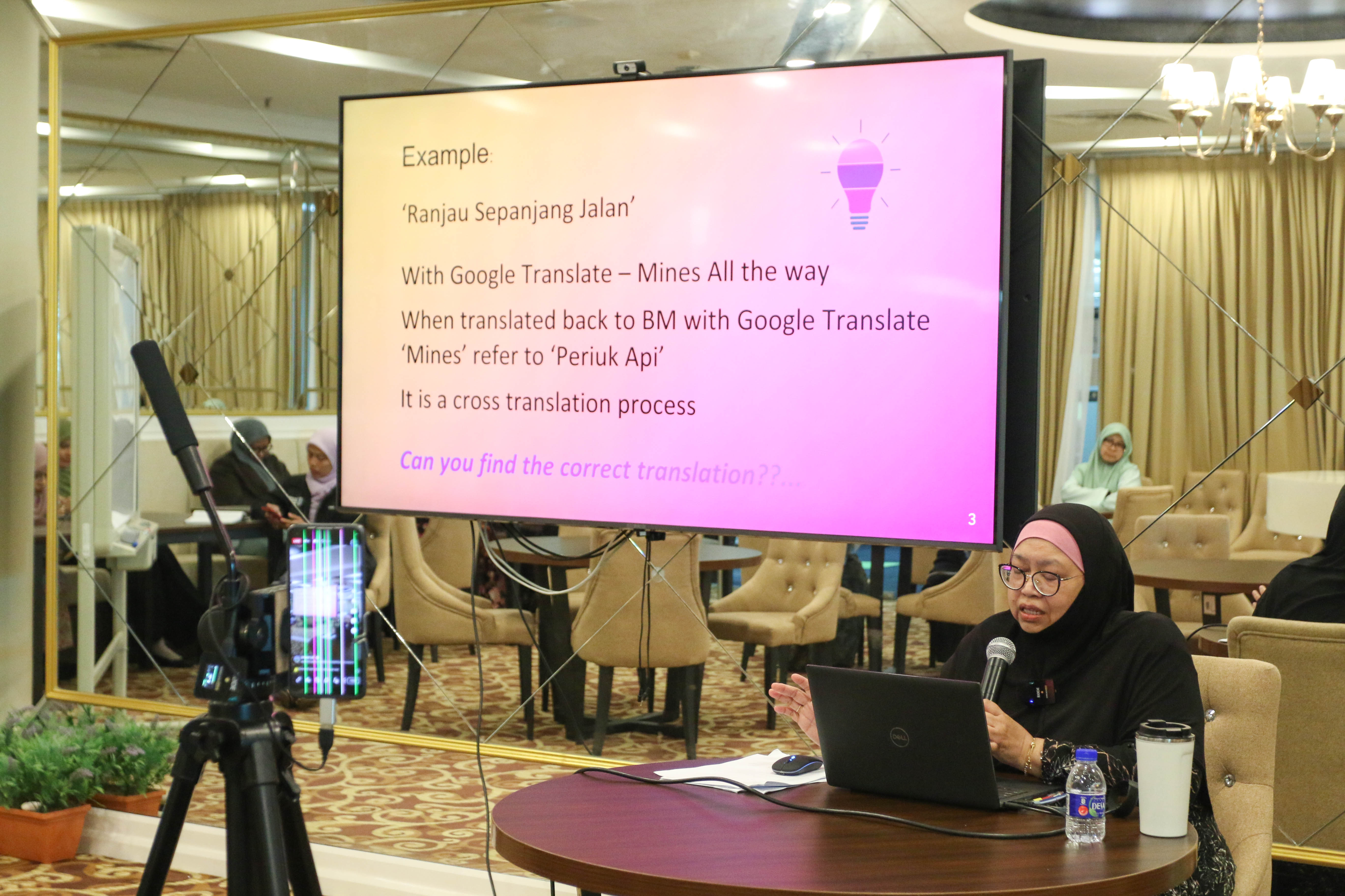 Perkongsian Ilmu: Pendedahan Asas Penterjemahan Perkasa Kemahiran Staf Perpustakaan UMPSA